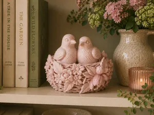 Love Birds Nest Decor – Floral Bird Nest