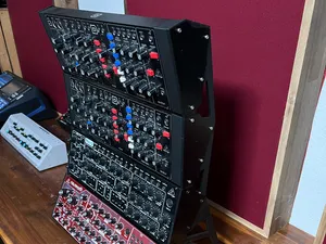 Behringer Desktop-Synth 4xRack