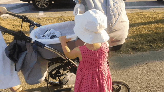SideSkate — Side-Mounted Skateboard for Strollers