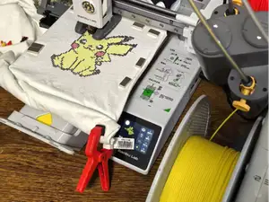 【T恤上的3D打印】Pikachu Dots Art
