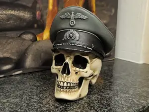 Offizier Totenschädel – WW2 Style Peaked Cap Skull