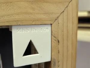 Rahmenverbinder und Aufhänger