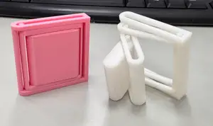 toys on hand - Integrated molding