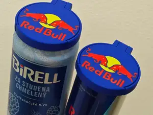 Red Bull can lid print in Place