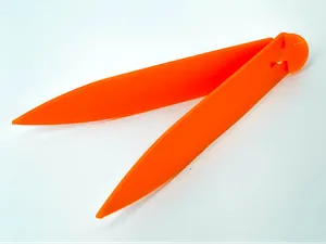 Twezzle | Traveling Tweezers Set