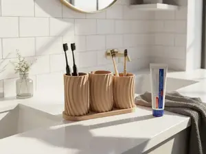 Modern Toothbrush holder set "Little Family"
