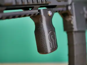 Customisable Picatinny Stubby Foregrip