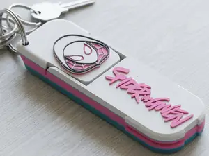 Llavero Porta Celular Spider Gwen