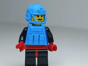 Helmet with a chinstrap Minifigure Brick