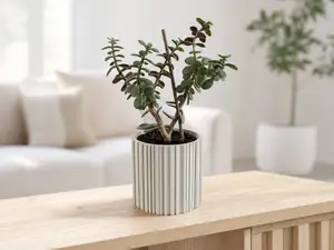 Round vertical lines planter pot