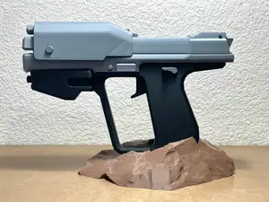 Halo: Reach Pistol | M6G Magnum Stone Stand