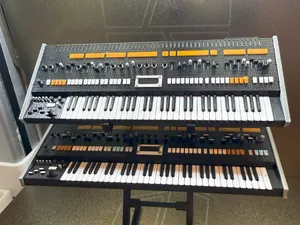Roland Jupiter 8