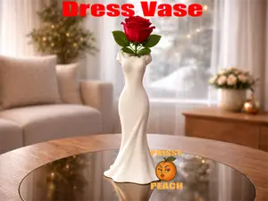 Dress Vase – Minimal Sculptural Decor