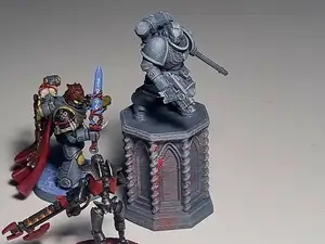 Pedestal- miniature to monument