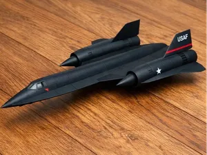 SR‑71 Blackbird Reconnaissance Jet Miniature Model