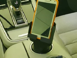 Parametric Rotatable Phone Mount for Cupholder
