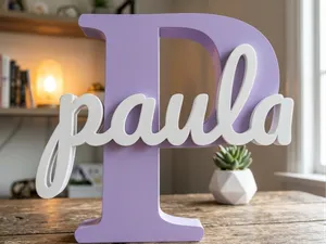Inicial P con nombre de Paula