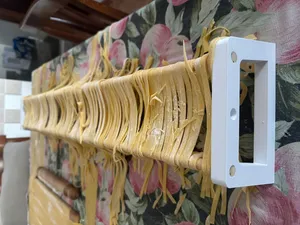 Stendino per asciugare la pasta all'uovo