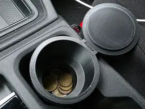 Behälter für Getränkehalter im Auto