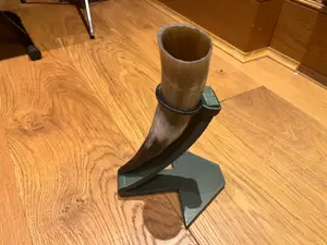 Drinking Horn stand