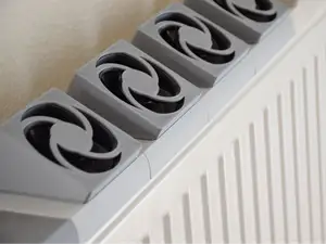 Radiator booster fan adapter