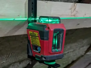 Precision Laser Level Bracket – Vertical Mount