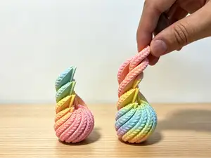 Knitted Twisting Fidget Ball