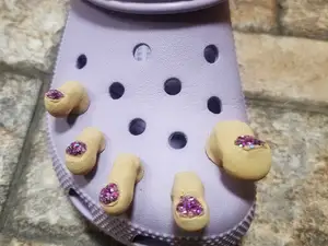 Croc Toes