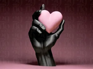 Hand Holding Heart Sculpture [AMS]