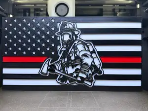 Thin Red Line Fireman Wall Hanger w Axe