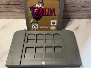 Retro Cartridge Style Game Storage Case - 8 Games
