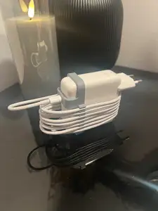 Macbook cable organizer 61W V1