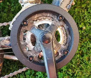 Chain guard