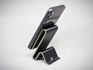 Lines 2 - Phone stand