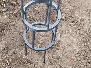 Tomato plant modular support cage