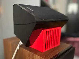 Dolby Atmos up-firing universal speaker stand