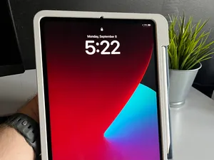 iPad Air Case with Rotating Hand Strap