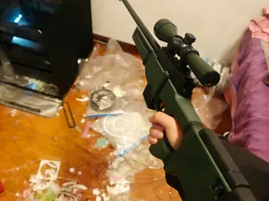 awm  A大  AWM