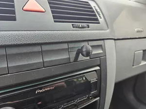 Skoda Fabia 1 (1999 - 2007) phone holder dashboard