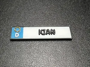 Personalisierbares DE Deko-Kennzeichen mit Namen