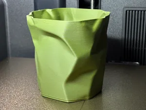 Papiertüte Stiftehalter / Vase