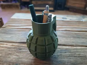 Handgranate Stiftehalter / Vase