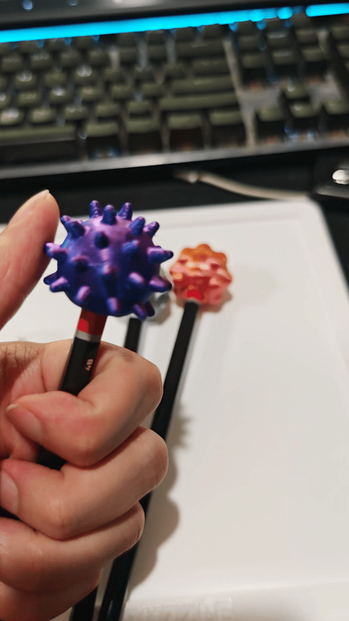 PENCIL CAP-ROTATE FIDGET BALLS 无需轴承