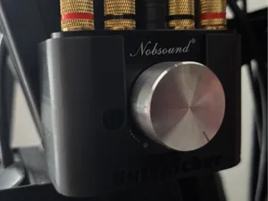 Halter für Nobsound mini Verstärker, Buttkicker