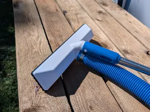 Pool Bodensauger mit TPU Lippe - 2 Versionen