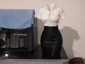 Elegant Bust – Black & White Edition