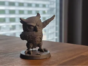 Dabbing Owl | Cartoon Bird Figurine
