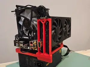 PSU-mounted minimal ITX & mATX open PC frame