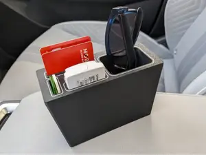 Renault Megane Scenic eTech Console Storage