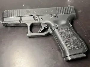 Realistic Glock 19 Static Prop & Cosplay Model